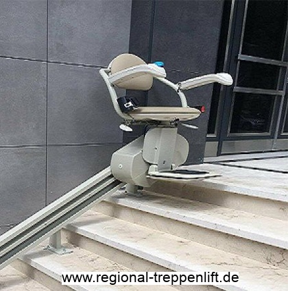 Sitzlift für Außenbereich in Arzberg, Oberfranken